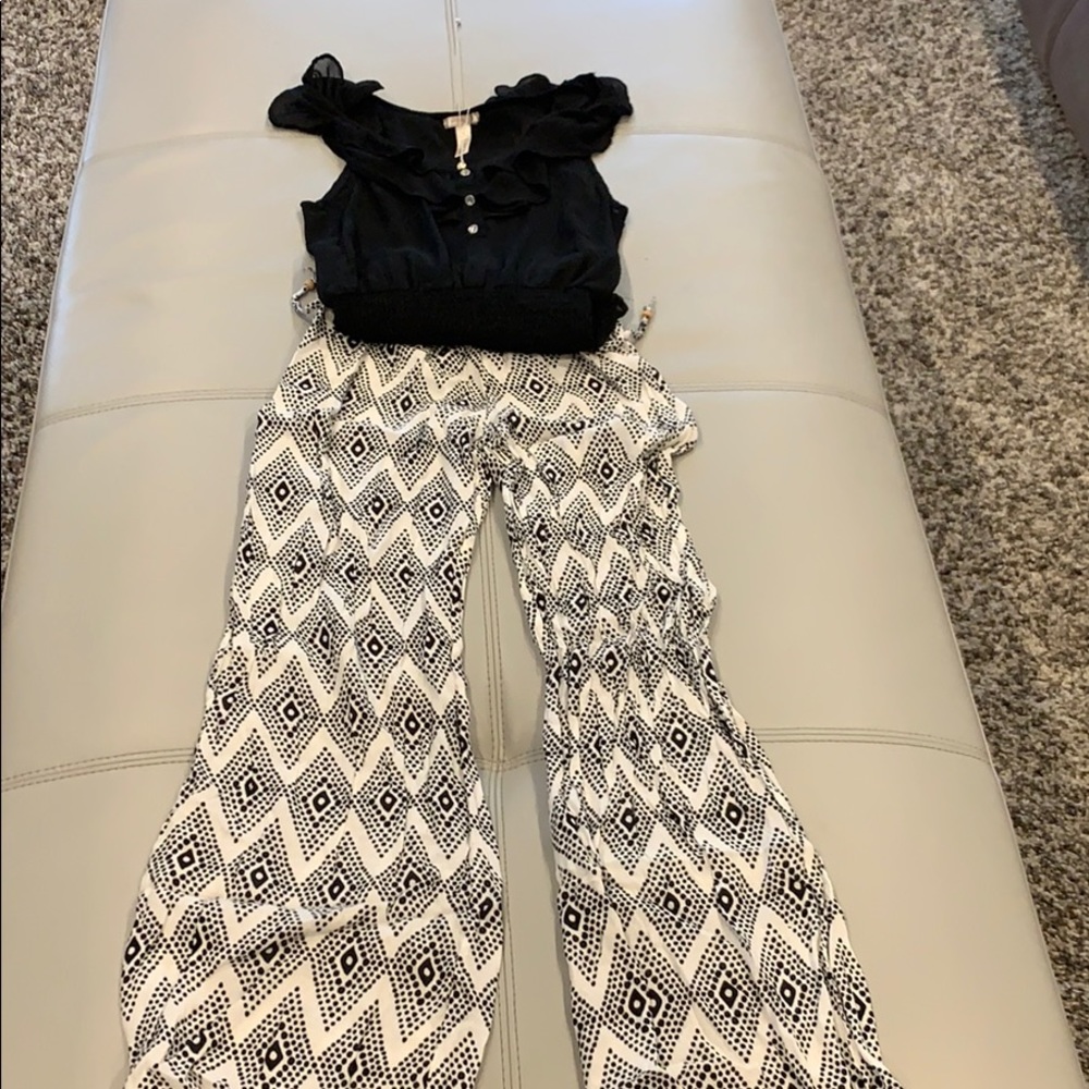 Patterned pants